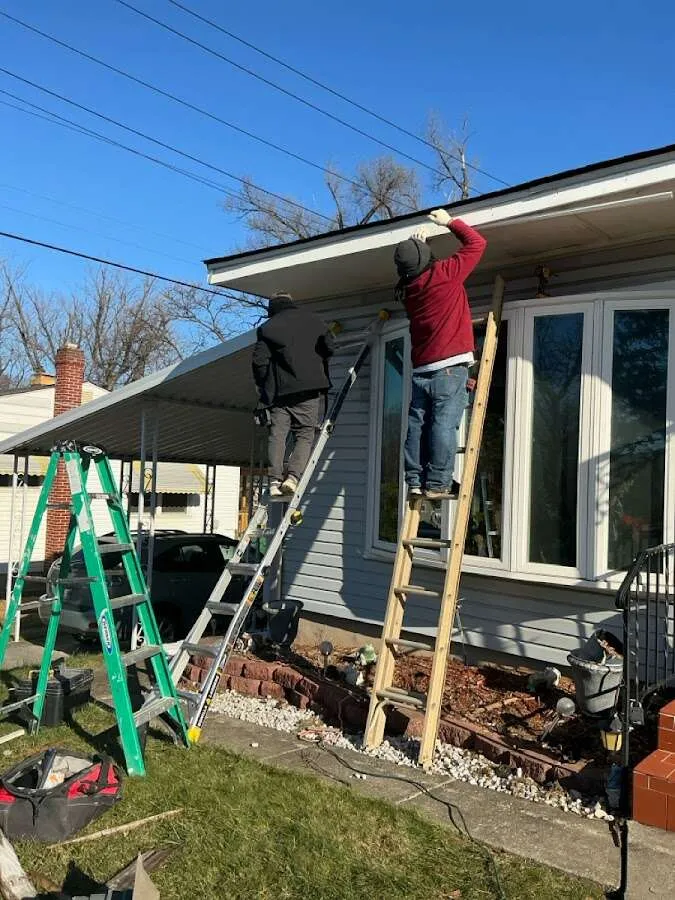 Restoration crew performing exterior repair in Spring Creek
